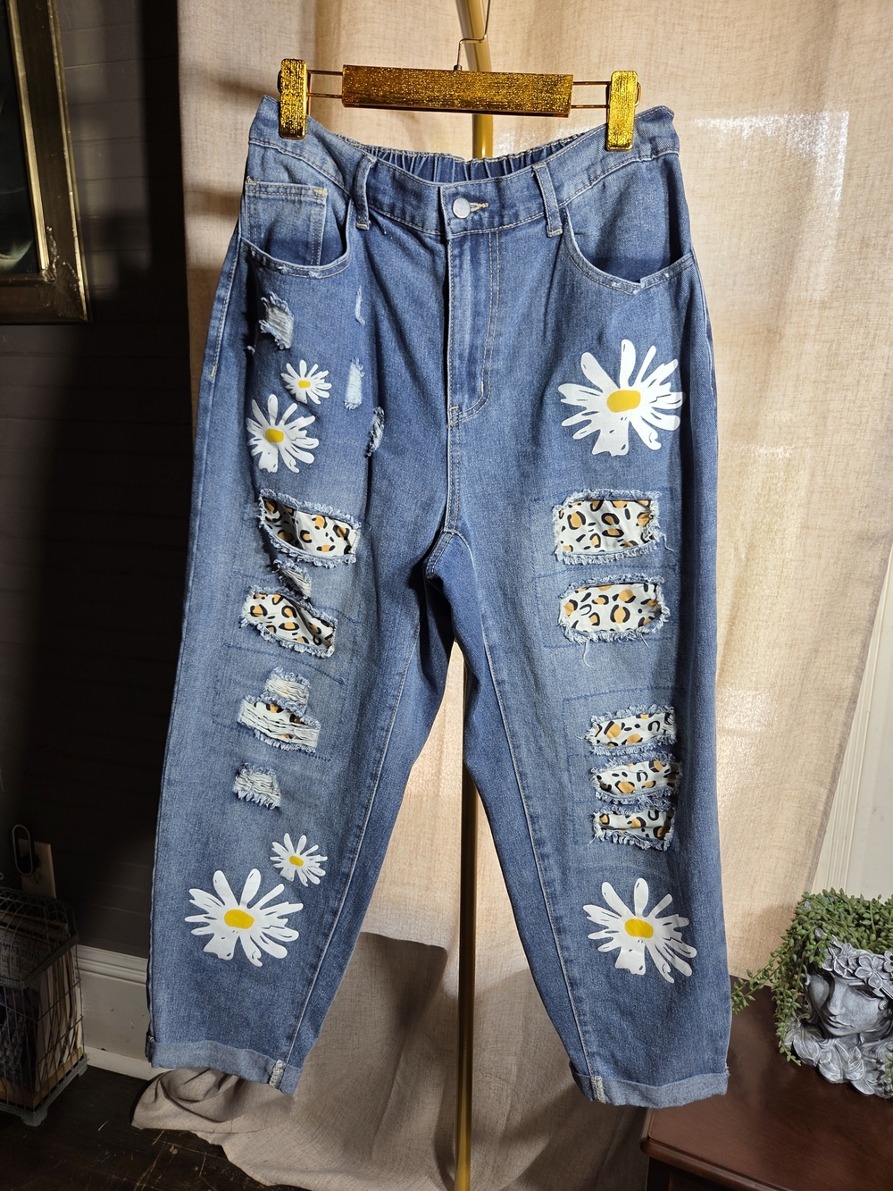 Daisy Distressed Women's Jeans